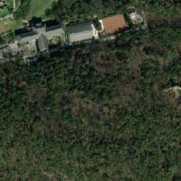Satellite imagery of Burg Liechtenstein, AT