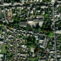 Satellite imagery of Église Saint-Martin, FR