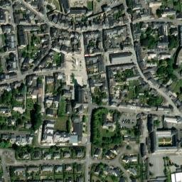 Satellite imagery of Châteaugiron Castle, FR