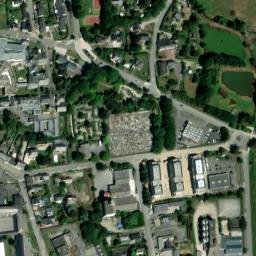 Satellite imagery of Châteaugiron Castle, FR