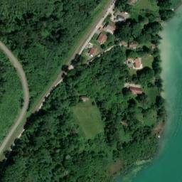 Satellite imagery of Schloßberg, DE