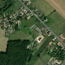 Satellite imagery of Château de la Versaudière, FR