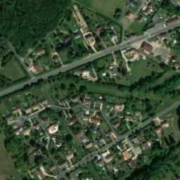 Satellite imagery of Château de la Versaudière, FR