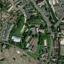 Satellite imagery of Château de Montargis, FR