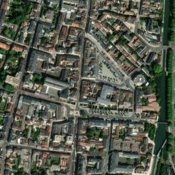 Satellite imagery of Château de Montargis, FR