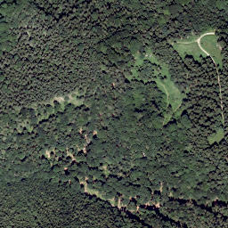 Satellite imagery of Staff, AT
