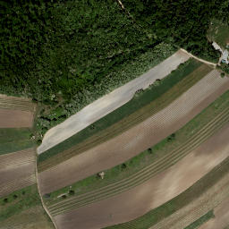 Satellite imagery of Mautsäule, SK