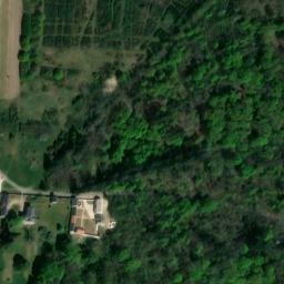Satellite imagery of Château de Latingy, FR