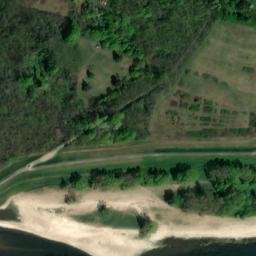 Satellite imagery of Château de Latingy, FR