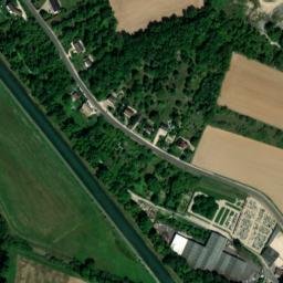 Satellite imagery of Château de Tanlay, FR