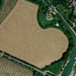 Satellite imagery of Château de Tanlay, FR