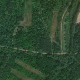 Satellite imagery of Château de Bellevue, FR