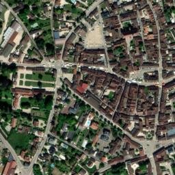 Satellite imagery of Petit-Pontigny, FR
