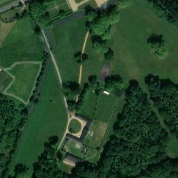 Satellite imagery of Château de Malicorne-sur-Sarthe, FR