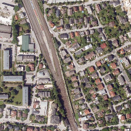 Satellite imagery of Schloss Neuhaus, AT
