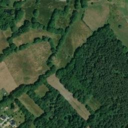 Satellite imagery of Menhirs Babouin et Babouine, FR