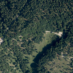 Satellite imagery of Hühnerzipf, AT