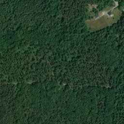 Satellite imagery of Menhirs Babouin et Babouine, FR