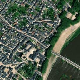 Satellite imagery of Château de Beaugency, FR