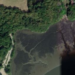 Satellite imagery of Pointe de Beger Vil, FR