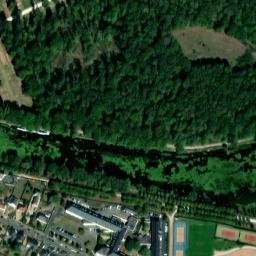 Satellite imagery of Château de Sully-sur-Loire, FR