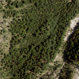 Satellite imagery of cairn, DE