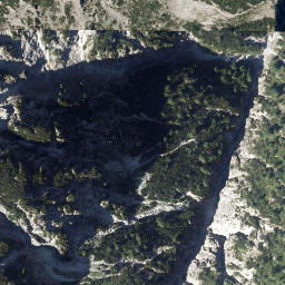 Satellite imagery of cairn, DE