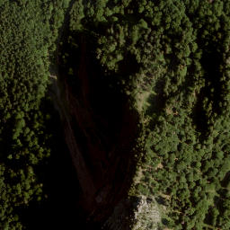 Satellite imagery of cairn, DE