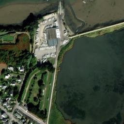Satellite imagery of Pointe de Pen-Mané, FR