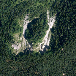 Satellite imagery of Schrofen, DE
