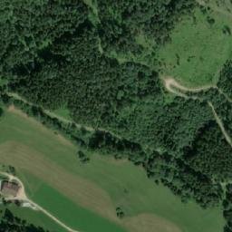 Satellite imagery of Weinberg, AT