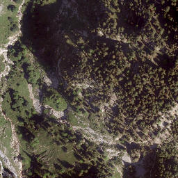 Satellite imagery of Taxhamer Kreuz, AT