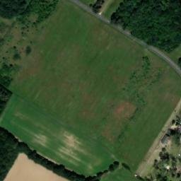 Satellite imagery of Château de la Ronce, FR