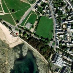 Satellite imagery of Le Pain de Sucre, FR