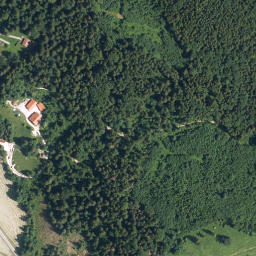 Satellite imagery of Sachra, DE