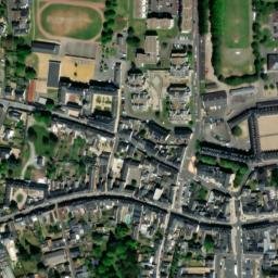Satellite imagery of Château des Carmes, FR