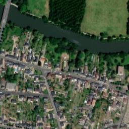 Satellite imagery of Château des Carmes, FR