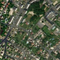 Satellite imagery of Château de Gien, FR