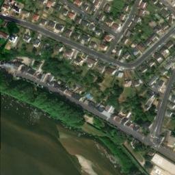 Satellite imagery of Château de Gien, FR