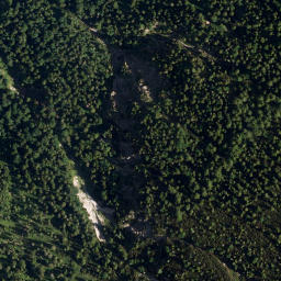 Satellite imagery of cairn, DE