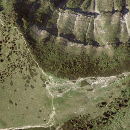 Satellite imagery of Schlenken, AT