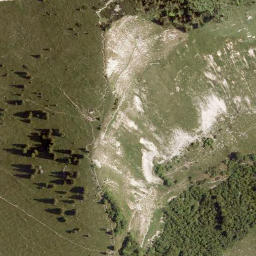 Satellite imagery of Schlenken, AT
