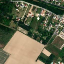 Satellite imagery of Château de Marcault, FR