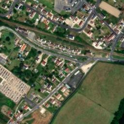 Satellite imagery of Château de Marcault, FR