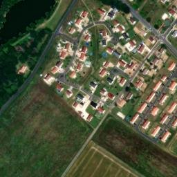 Satellite imagery of Château de Marcault, FR