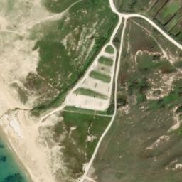 Satellite imagery of Roches de Magouëro, FR