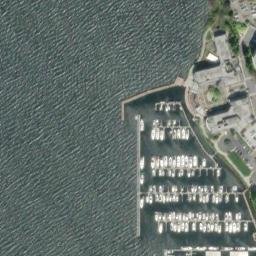 Satellite imagery of Yarrow Point, US