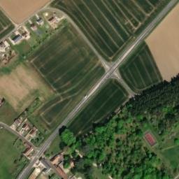 Satellite imagery of château de Cour-sur-Loire, FR