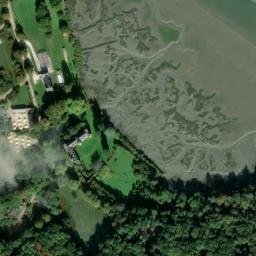 Satellite imagery of Château du Plessis-Kaër, FR