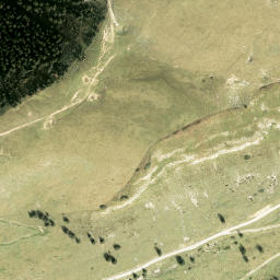 Satellite imagery of Tratt Berg, AT